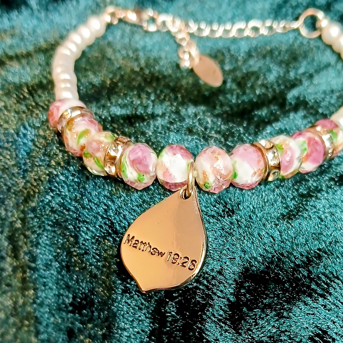 Possible - White Glass Pearl and Rose Design Glass Rondelle Bracelet