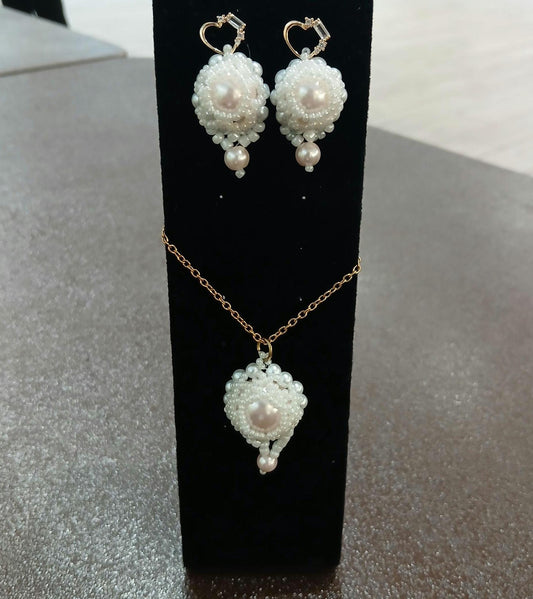 Princess - Bezeled Pearl Set